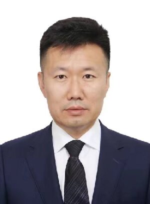 刘富强